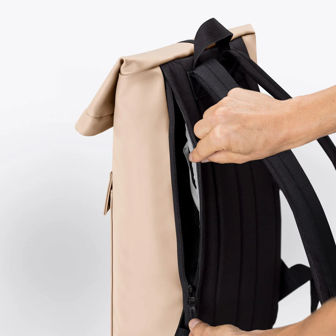 JANNIK MEDIUM BACKPACK - BEIGE