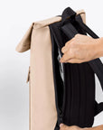JANNIK MEDIUM BACKPACK - BEIGE